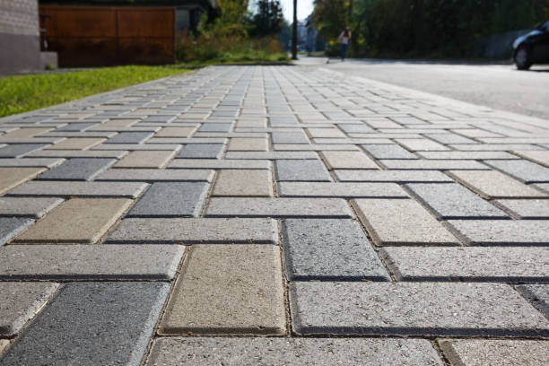 Best Driveway Borders and Edging Pavers in Robbins, IL